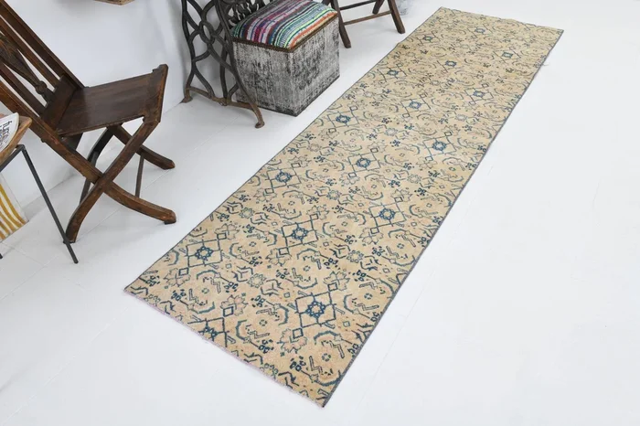2′ x 9′ Blue Vintage Persian Rug – 3297