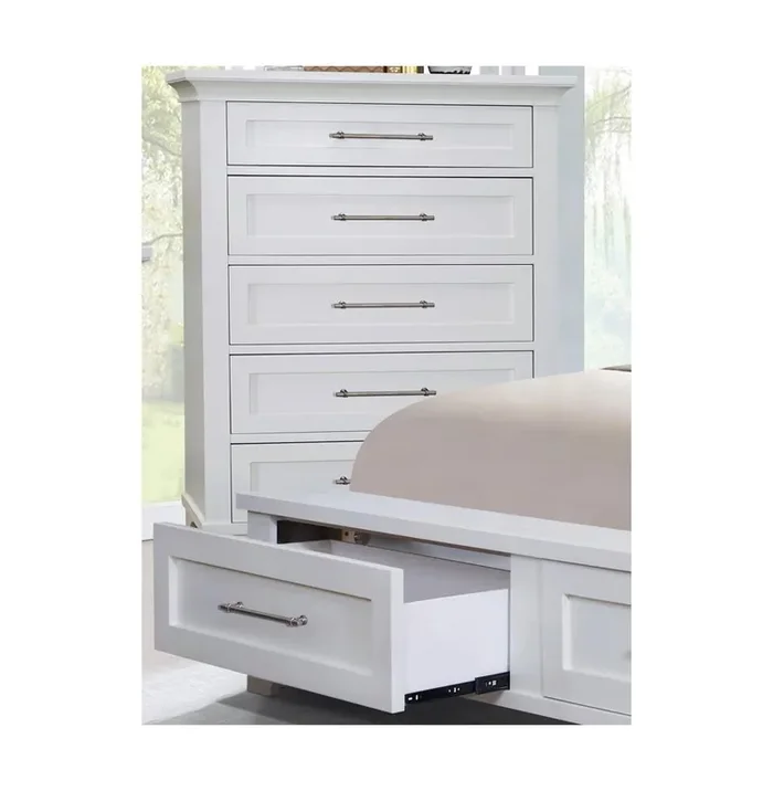 Avalon Furniture – Chest – White Painted Finish – B00299 C