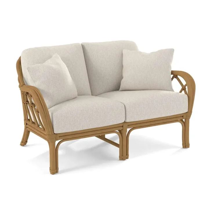 Braxton Culler – Edgewater Loveseat (White Crypton Performance Fabric) – 914-019
