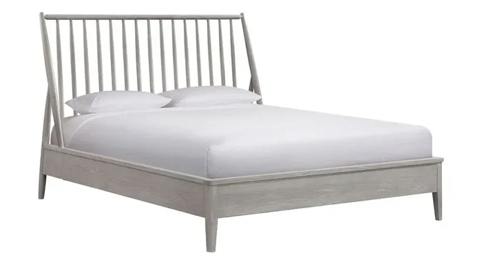 Intercon Furniture – Bayside Complete Queen Spindle Bed in White Finish